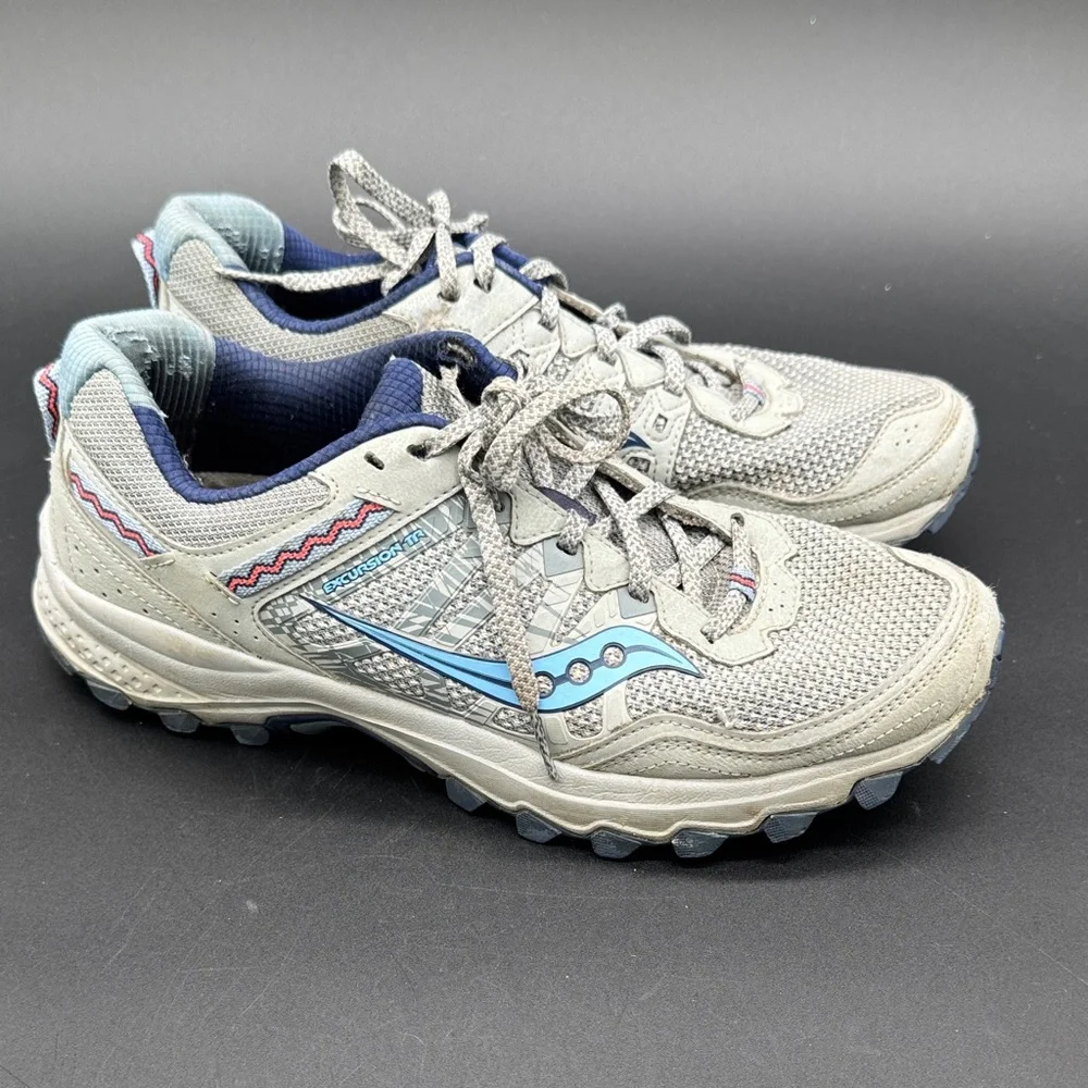 Saucony Women's Light Gray and Blue Trail Grid Excursion TR12 Casual Trainers